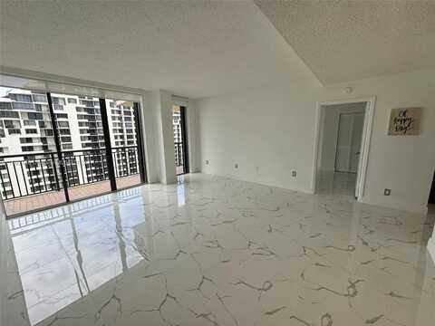 540 Brickell Key Dr, Miami, FL 33131