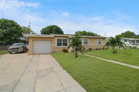 3401 NW 171st St, Miami Gardens, FL 33056