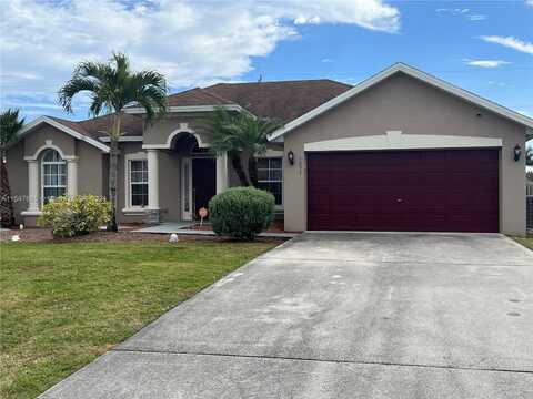 1891 SW Lewis St, Port Saint Lucie, FL 34987