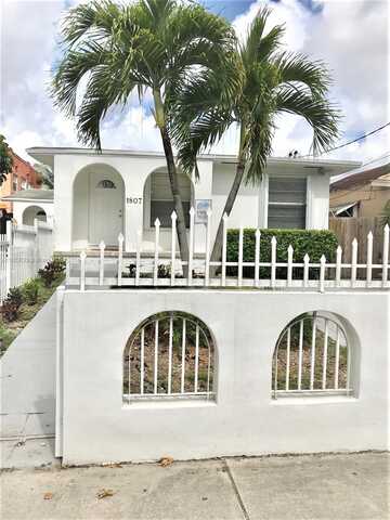 1807 NW 33rd St, Miami, FL 33142