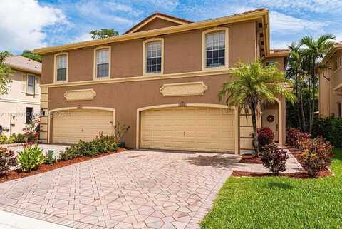 3563 Asperwood Cir, Coconut Creek, FL 33073