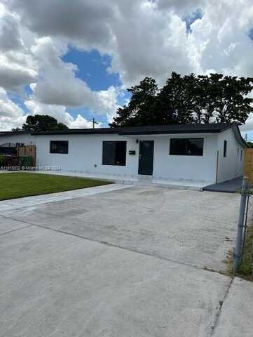 1260 W 32nd St, Hialeah, FL 33012