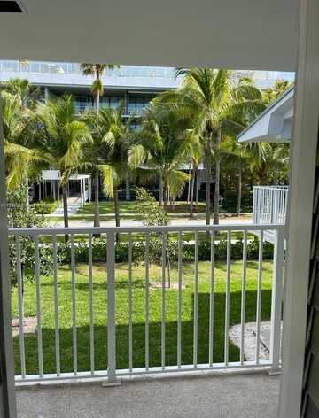 100 Sunrise Dr, Key Biscayne, FL 33149