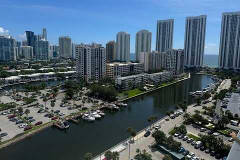 500 Bayview Dr, Sunny Isles Beach, FL 33160