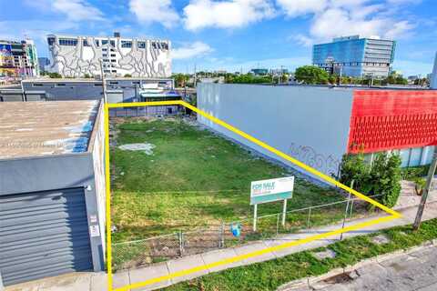 320 NW 29th St, Miami, FL 33127