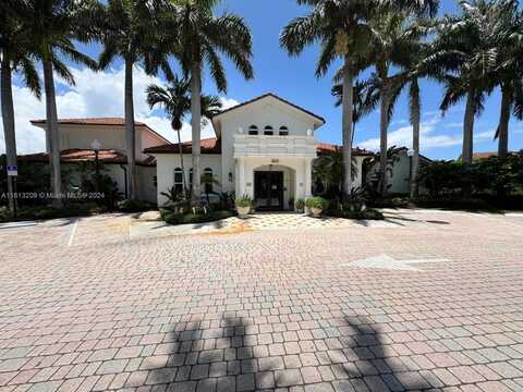 218 Villa Cir, Boynton Beach, FL 33435