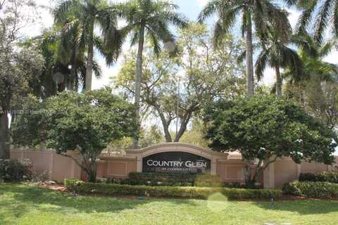 5166 Waters Edge Way, Cooper City, FL 33330