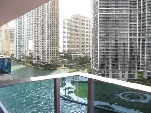 200 Biscayne Boulevard Way, Miami, FL 33131