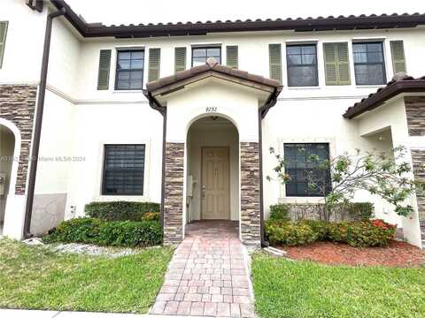 9252 W 33rd Way, Hialeah, FL 33018