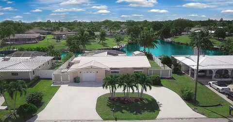 667 SE Calmoso Dr, Port Saint Lucie, FL 34983