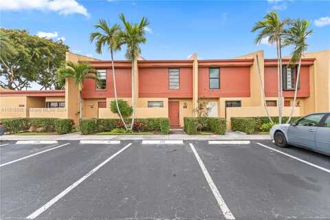 1368 NW 97th Ter, Pembroke Pines, FL 33024