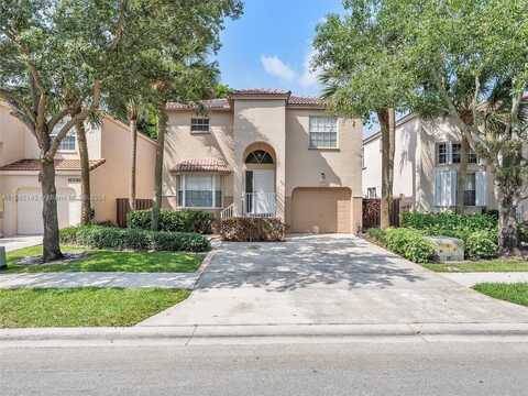 10690 NW 12th Dr, Plantation, FL 33322