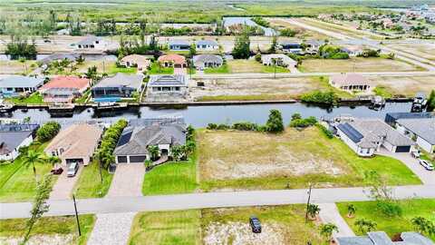 718 NW 38 pl, Cape Coral, FL 33993