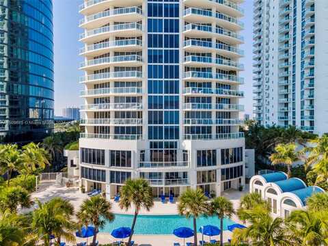 18671 Collins Ave, Sunny Isles Beach, FL 33160