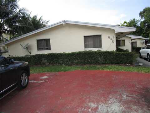 645 NE 151st St, Miami, FL 33162