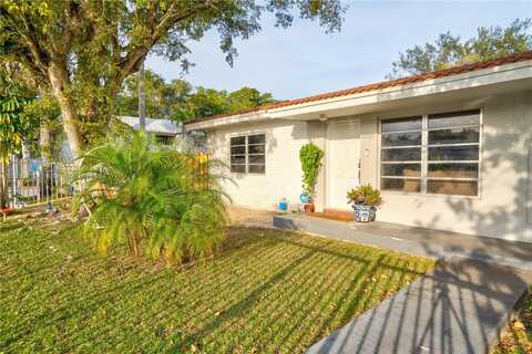 17365 SW 95th Ave, Palmetto Bay, FL 33157