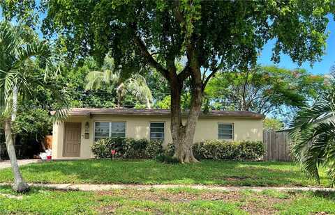 511 N 68th Ter, Hollywood, FL 33024