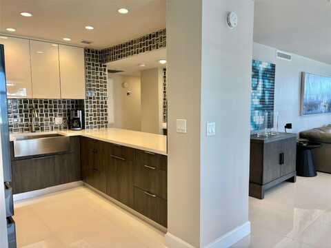 1985 S Ocean Dr, Hallandale Beach, FL 33009