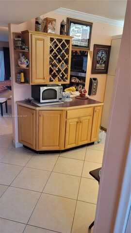 undefined, Pembroke Pines, FL 33025