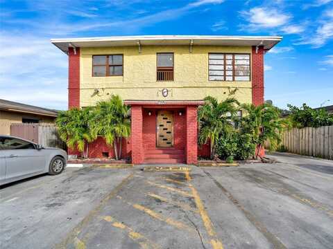 265 E 7th St, Hialeah, FL 33010