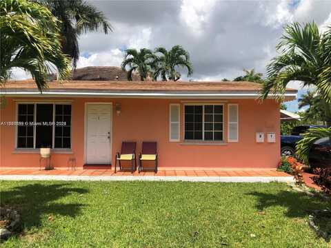 1008 NE 2nd St, Hallandale Beach, FL 33009