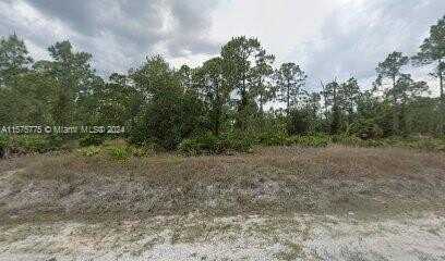 621 Grant Avenue, Lehigh Acres, FL 33972