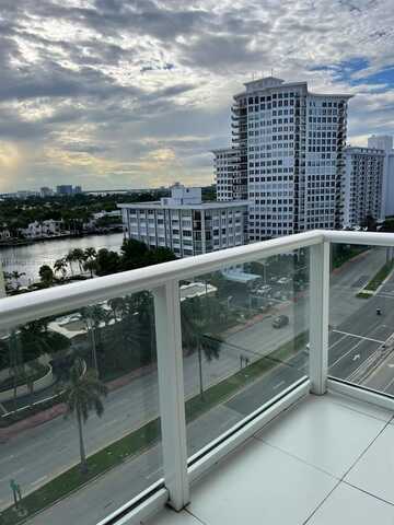 5601 Collins Ave, Miami Beach, FL 33140