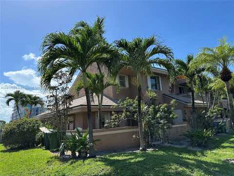 708 SE 3rd Ave Ext, Hallandale Beach, FL 33009