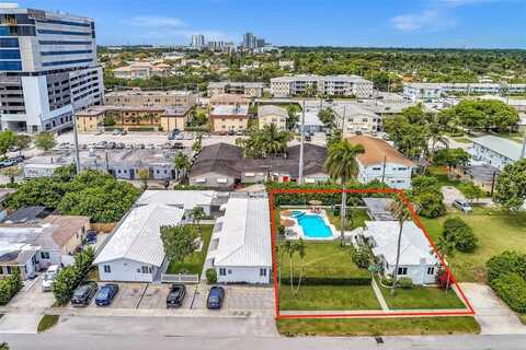 713 NE 7th St, Hallandale Beach, FL 33009