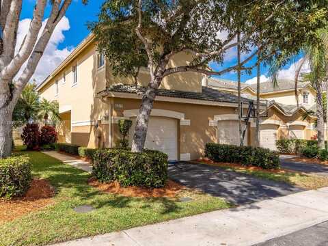 2277 Pasadena Way, Weston, FL 33327