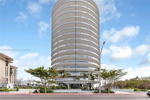 8701 Collins Ave, Miami Beach, FL 33154