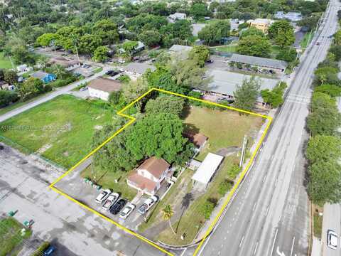 4533 SW 65 Ave, Davie, FL 33314