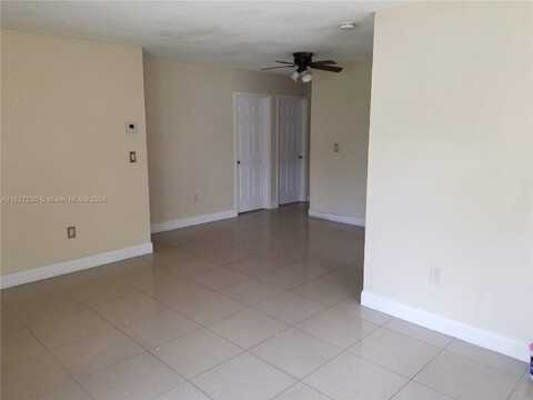 122-124 NW 61st St, Miami, FL 33127