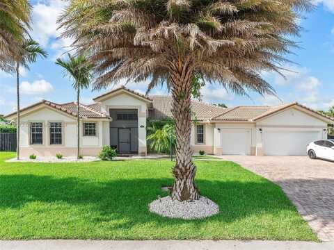 12922 SW 221st St, Miami, FL 33170