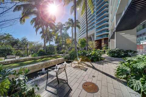 1500 Bay Rd, Miami Beach, FL 33139