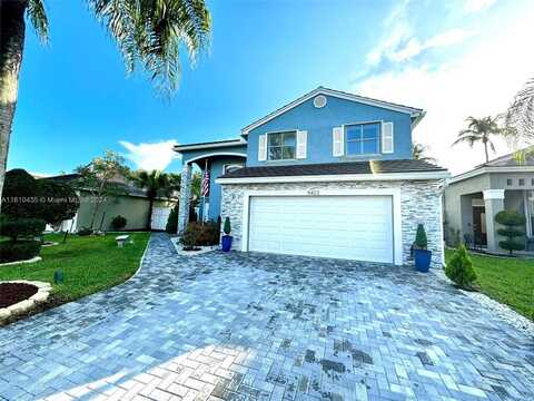 5423 NW 55th Ter, Coconut Creek, FL 33073