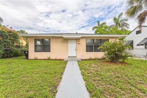 1211 S M St, Lake Worth, FL 33460