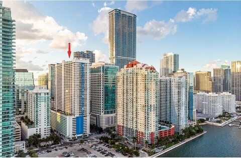 1200 Brickell Bay Dr, Miami, FL 33131