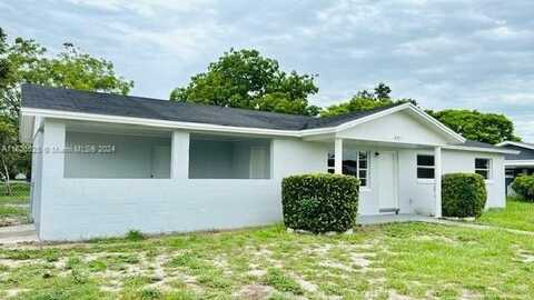 405 King St, Lake Wales, FL 33853