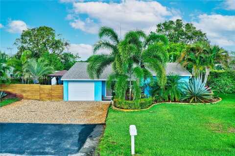 145 SE 3rd Ave, Boynton Beach, FL 33435