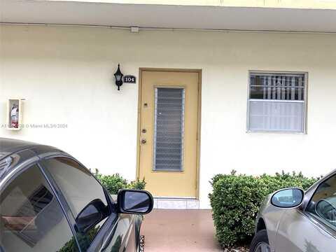 5111 W Oakland Park Blvd, Lauderdale Lakes, FL 33313