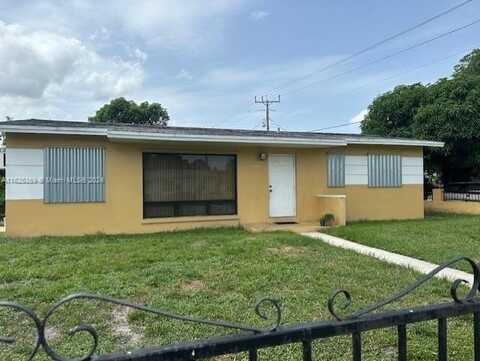 3901 NW 168th St, Miami Gardens, FL 33055