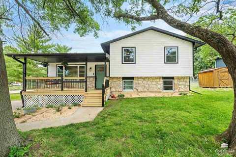 1212 14th Street, Wamego, KS 66547