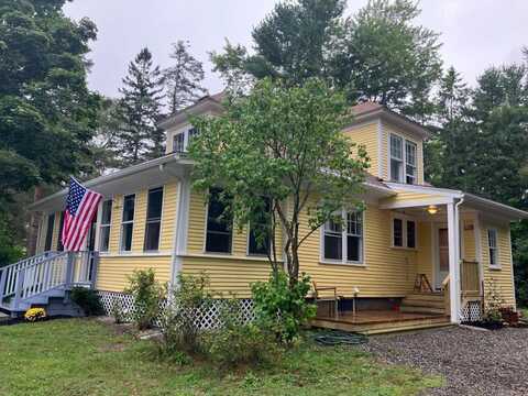 52 Park Street, Orono, ME 04473