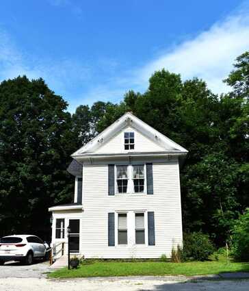 11 Pine Street, Mechanic Falls, ME 04256