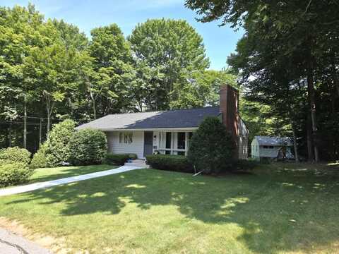 17 Dale Street, Farmingdale, ME 04344