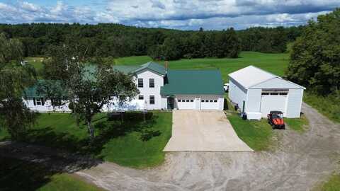 169 Royal River Road, Auburn, ME 04210