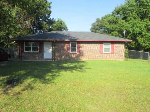 621 OAK CIRCLE, Moultrie, GA 31768