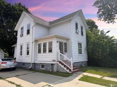 817 E Fourth, Monroe, MI 48161