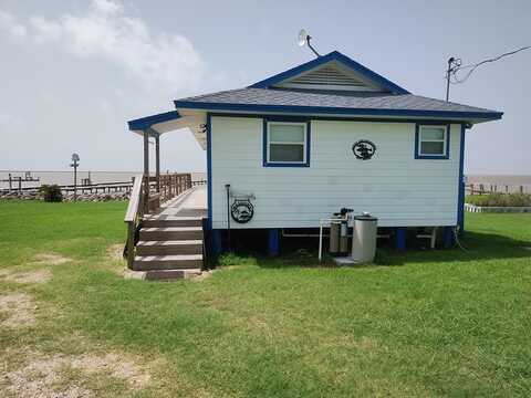 148 Jensen DR, Palacios, TX 77465